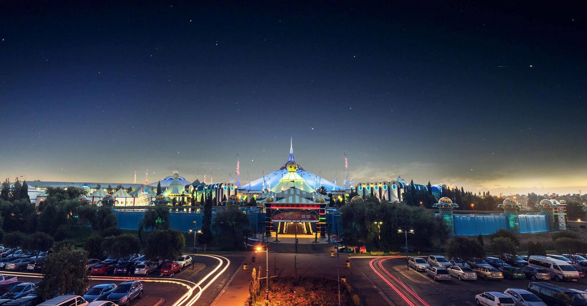Carnival Club Hotel Йоганнесбурґ Екстер'єр фото